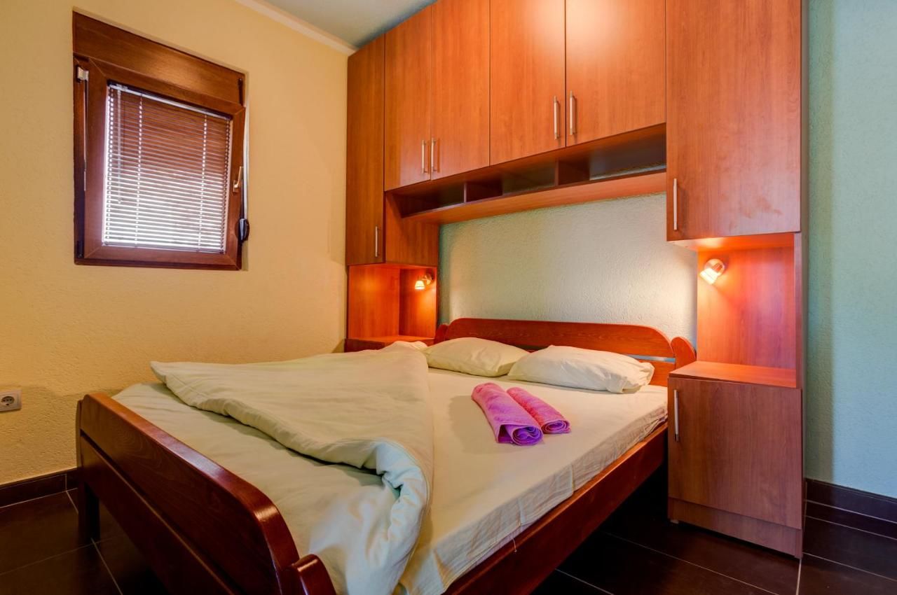 Апартаменты Sea Star Apartments Тиват